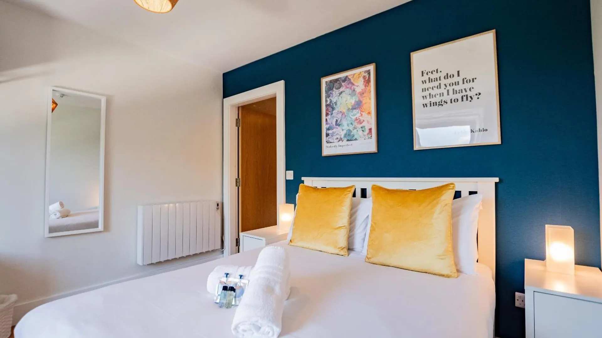 Eyre View Suite - 1 Galway Apartment